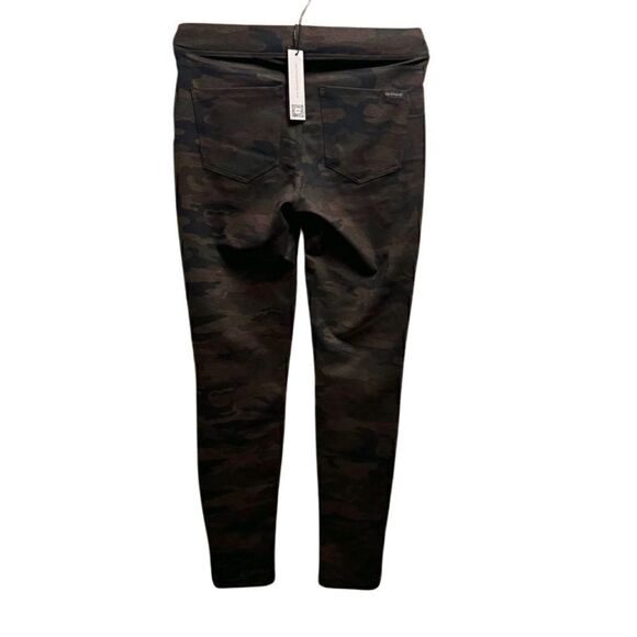 Sanctuary & Runway Ponte Leggings with Functional Pockets in Forest Camo XS - Picture 7 of 13
